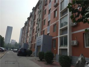 华冠庄园 3室2厅 南 北