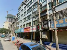 西关十字张掖路步行街毛坯电梯房三室两厅