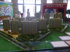 精装修,带个地上车位和小棚,看房方便,采光好