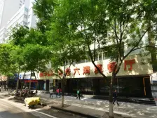 西关张掖路步行街通渭路地铁口四室两厅