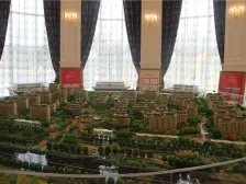 中原路,地铁口,洋房一楼带院,满五年