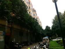 双气齐全,商品房,电梯房,单价低,面积大,实心卖