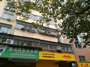 鸿都公寓3室2厅南北