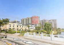 翠湖景苑 别墅 带三个车位 毛坯 户型方正 全天采光