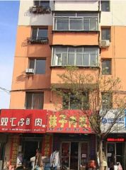 此房满五税费低新装修拎包入住