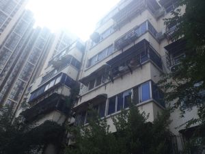 五女冢路1号3室2厅南北