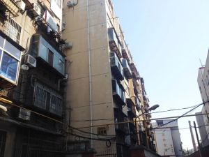 正骨医院家属院好楼层采光好楼层好交通便利