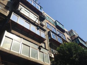 正骨医院家属院3室1厅南