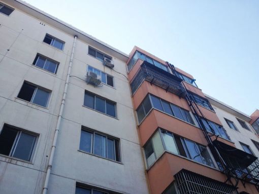 面粉厂家属院2室2厅1卫南北朝向800.00元/月出租