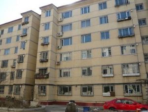 小区绿化好,物业费低,停车方便,出行方便