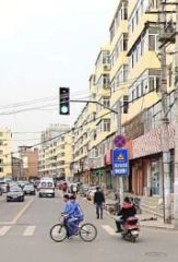 地铁1号线2号线,附院,新华广场。