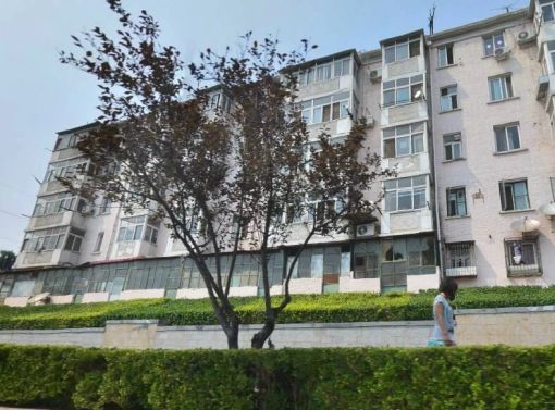 顺义铁路家属楼2室1厅1卫东南北朝向2500.00元/月出租