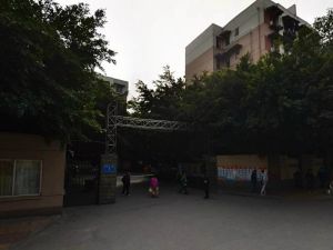 和平瑞苑2室1厅西