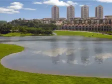 照母山 和记黄埔玥湖园一期四房342万