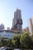 体育场旁大曌毛坯一室一厅,满五唯一房东急售