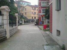 馨泉苑六室二厅,有阳光房