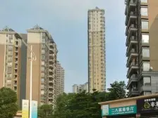 景湖时代城 朝南三房 装修保养好 急售急售