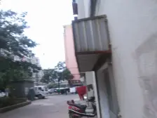 影前小区3楼,3室2厅,自家装修.