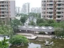 小区中间位置,中高楼层,视野采光好,标准的4房