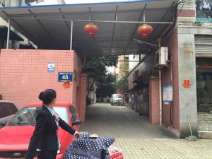 玫瑰园3室2厅东南