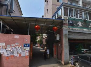 玫瑰园3室1厅东南