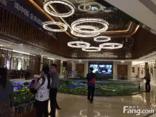 联排别墅,私密性高,花园大方正,大型小区管理