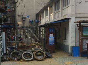 莹华寺街65号2室1厅东南