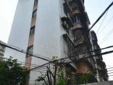 房子户型方正,高楼层 ,采光很好 ,2个套间