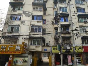 东通顺街33号 2室1厅 东南