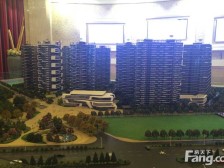 郑州高铁站顶豪!大平层 !随时看房!带私家泳池!带露台