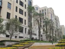 万科紫台美墅 带院子 地上两层地下一层 自住诚心想卖