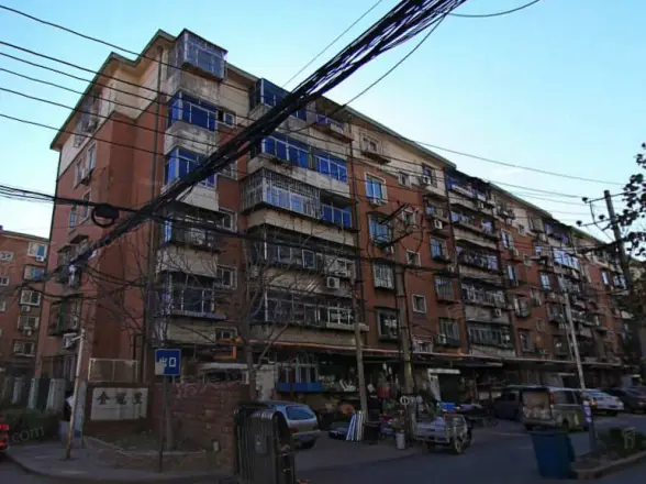 金冠里