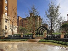 正商铂钻南北通透两房,采光充足,视野开阔,近地铁口