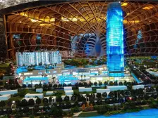 装修新净 南向 离地铁近 刚需三房