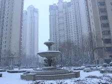 雁北路 格林小镇 精装三室 楼层好没遮挡