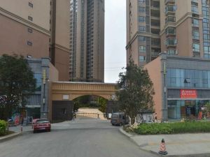洛森堡3室2厅东南