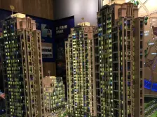 观音桥商圈 三轻轨 次新小区 精装修两房