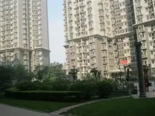 鑫苑现代城,朝南复式,中高层,户数少,采光好