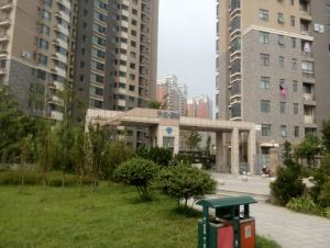 双地铁临河观景经典房俯首看玉米双气精装修,急售