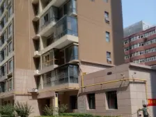 地铁口人车分流双气两居诚心出售