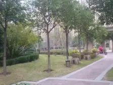 建业壹号城邦 带电梯 交通便利 产权清晰 近医院 双卫生间