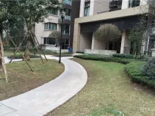 杨家坪石坪桥正规两房中间楼层采光好