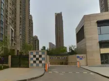 华润二期精装拎包入住,买一层住两层!