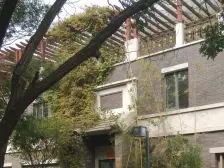 南向70平大院,户型方正南北通透,别致雅居,尽显格调