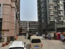 地铁口 双气一室一厅 朝南户型 满五唯一 全新装修