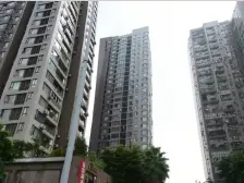 出门就是马王场轻轨站,配套成熟,业主诚心出售