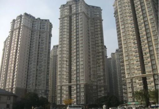 帝湖东王府2室2厅1卫西南朝向1600.00元/月出租