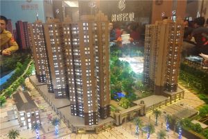 松晖精装修南向双阳台中高层,采光好空气流通