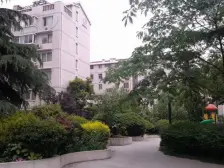 黄河路地铁口全明复式,视野宽阔,交通便利