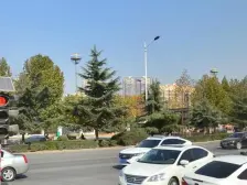 水岸鑫城 4室1厅 南